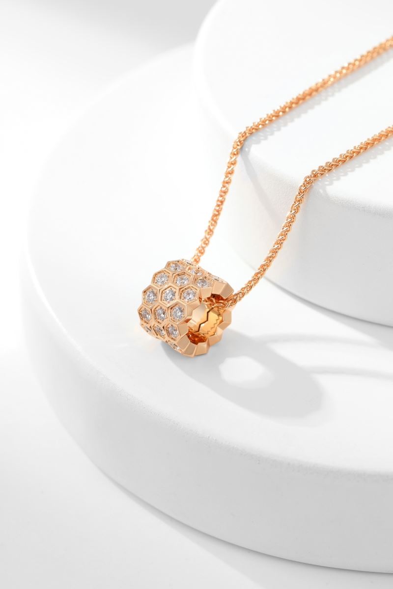 CHAUMET
